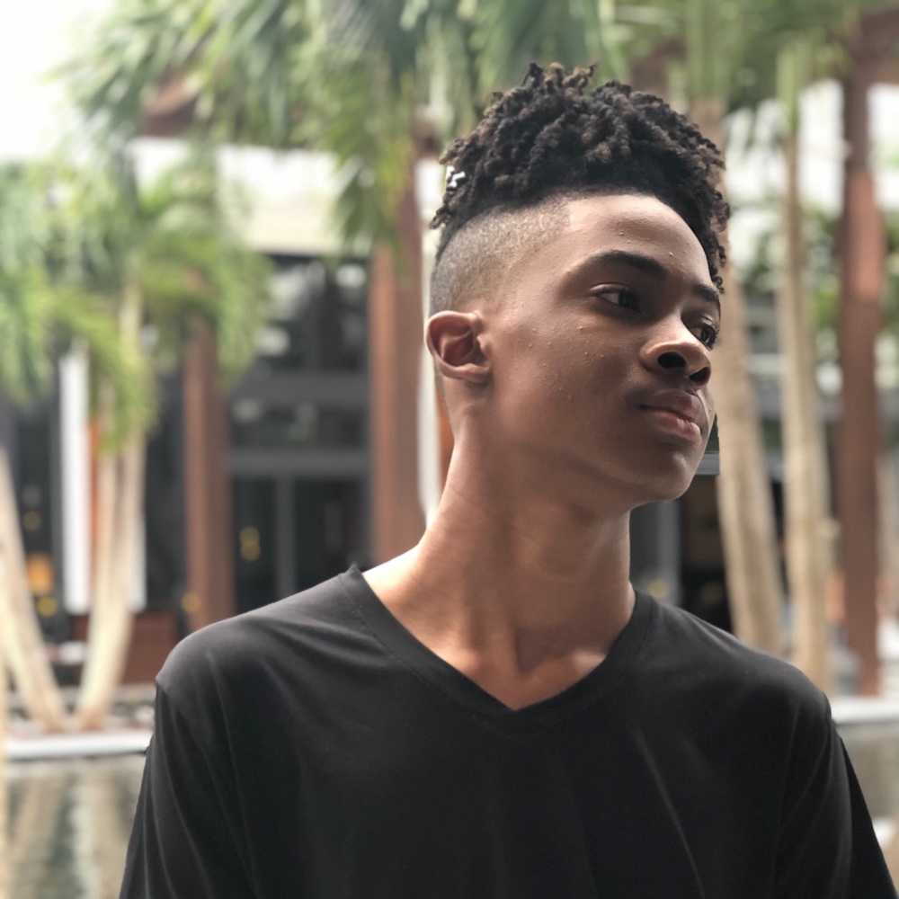 Meet your Posher, Malcolm